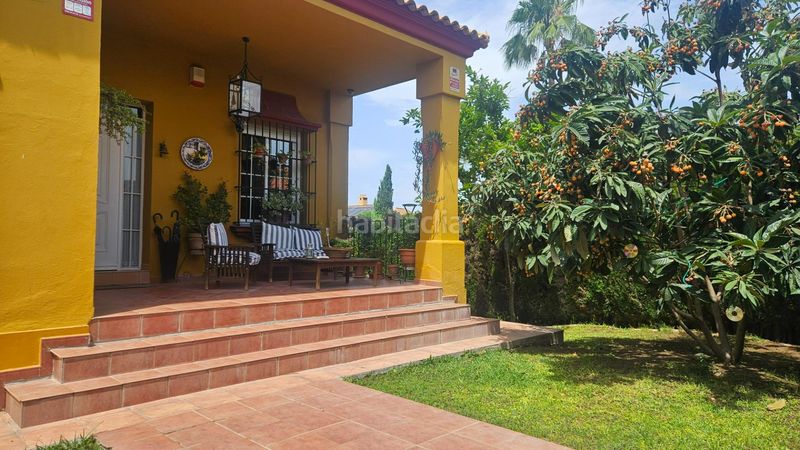 Foto d3770b90-8483-462c-bdf4-5a5e4844b87f. Xalet amb aparcament piscina a Zona Universitaria Bormujos