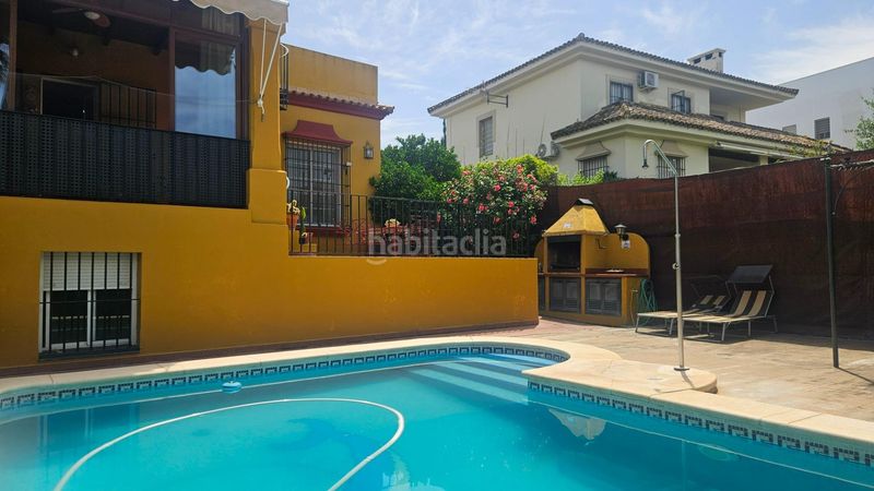 Foto f674fc15-84e8-4bf2-a3b7-dd60fd77f613. Xalet amb aparcament piscina a Zona Universitaria Bormujos
