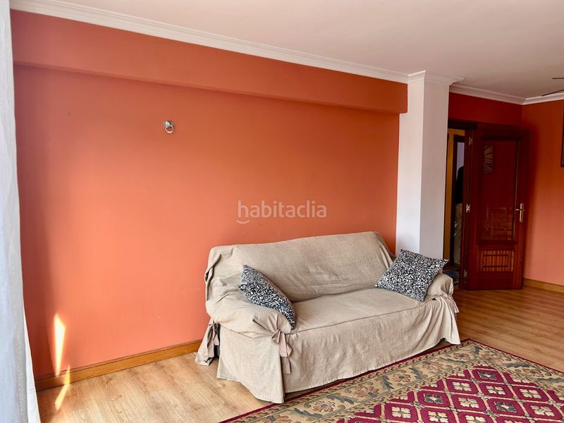 Foto b8ec31f2-f1b5-4e89-b6b8-1fc333aaf136. Pis amb aparcament a Colindres