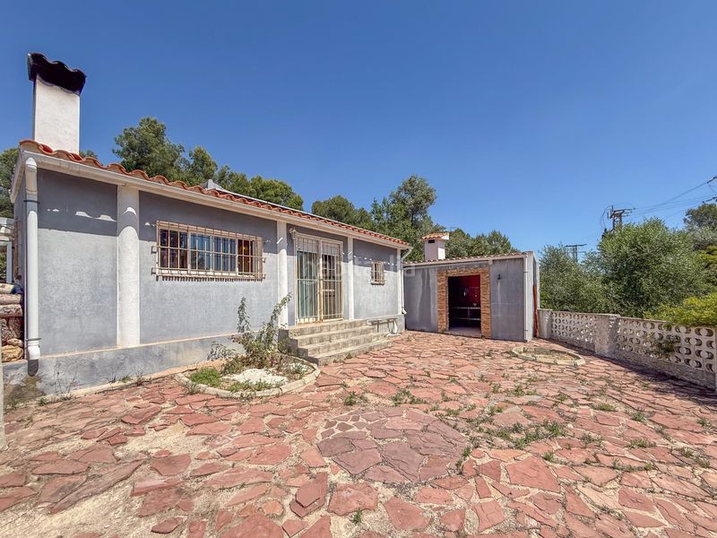 Foto 258115e4-44f6-42bb-9b61-95c169e623d8. Xalet amb aparcament piscina a Alcora (l´)