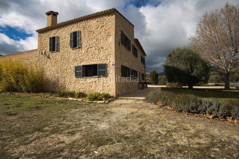 Foto 3366977c-b1dd-4ddb-8155-54c44f5f2f92. Casa amb aparcament a Castalla