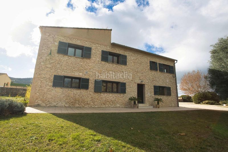 Foto 3c20bbad-76be-489d-860e-5ee981ae8719. Casa amb aparcament a Castalla