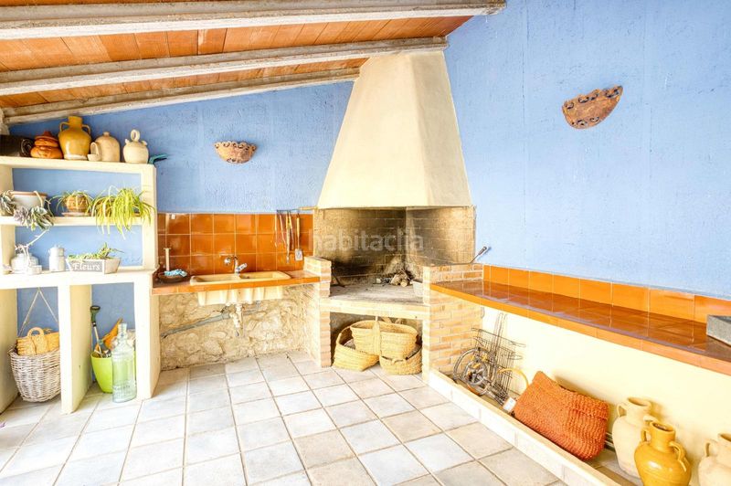Foto 50ac80d0-9abd-480c-b772-20cbd1b41d3e. Casa amb aparcament a Castalla