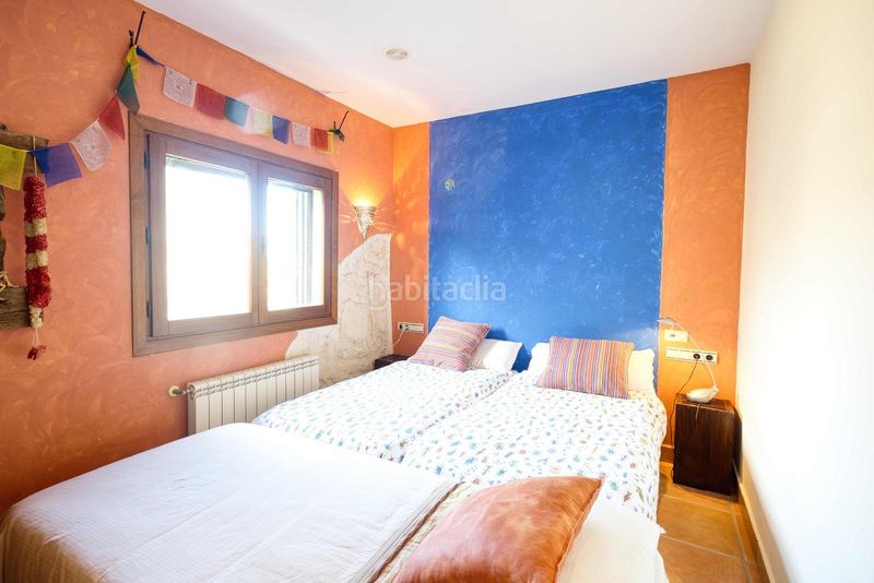 Foto 6866d8e7-3266-48f4-a8e8-cd7643dd8670. Casa amb aparcament a Castalla