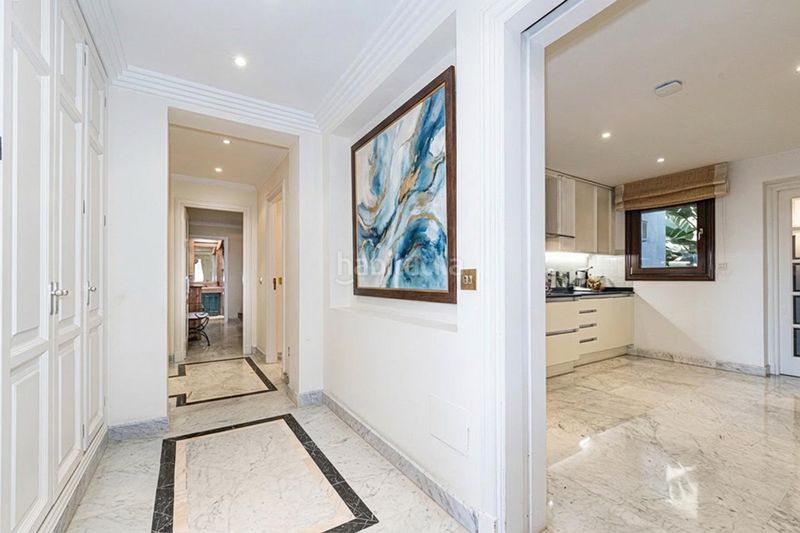 Foto 6fa66541-fb4e-4931-8615-6e8e73029e4f. Casa amb aparcament piscina a Sierra Blanca Marbella