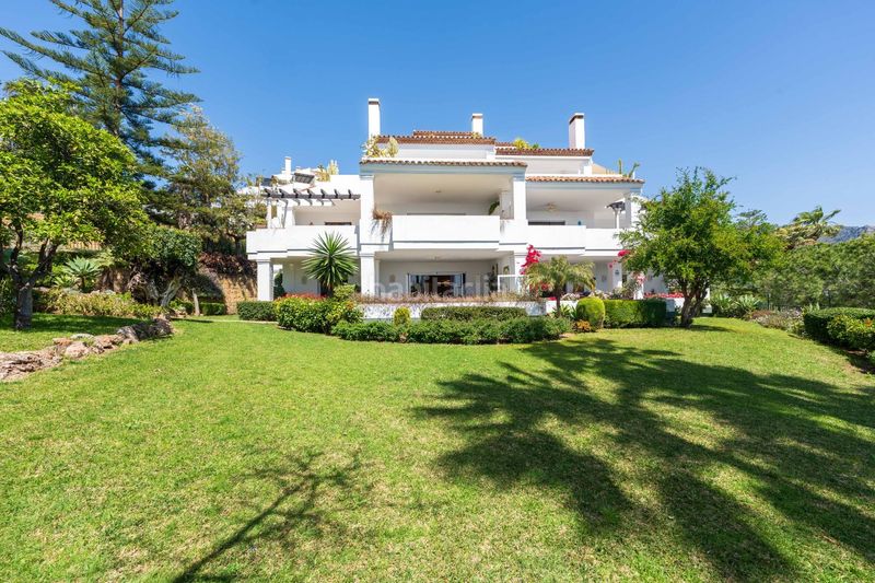 Foto 7de3cf74-b1c0-481f-a395-b3532ca329ff. Casa amb aparcament piscina a Sierra Blanca Marbella