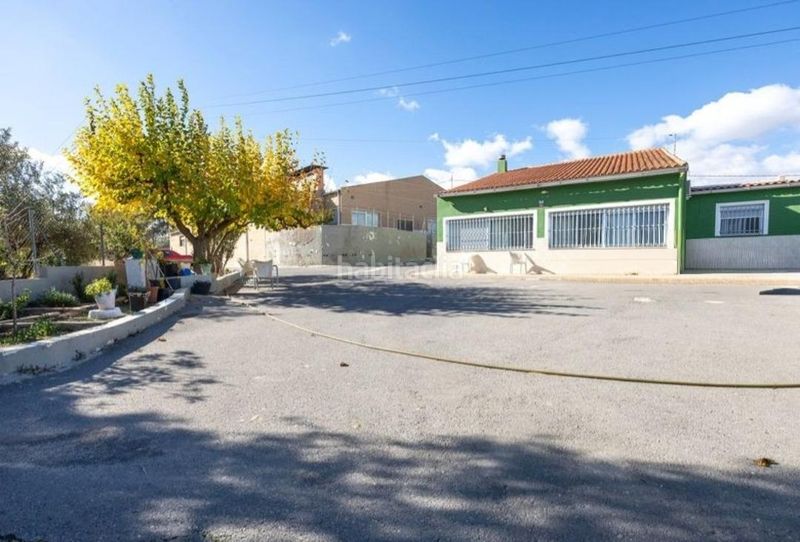 Foto 7c058d96-382d-4076-93f2-e76a6d8587c5. Casa amb aparcament a Monòver