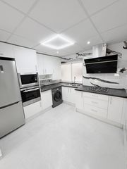 Etagenwohnung in Calle MURILLO