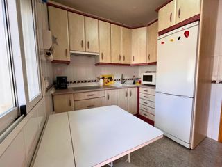 Haus  Cuesta del encinar. Amplia casa en los navalucillos  oportunidad única
