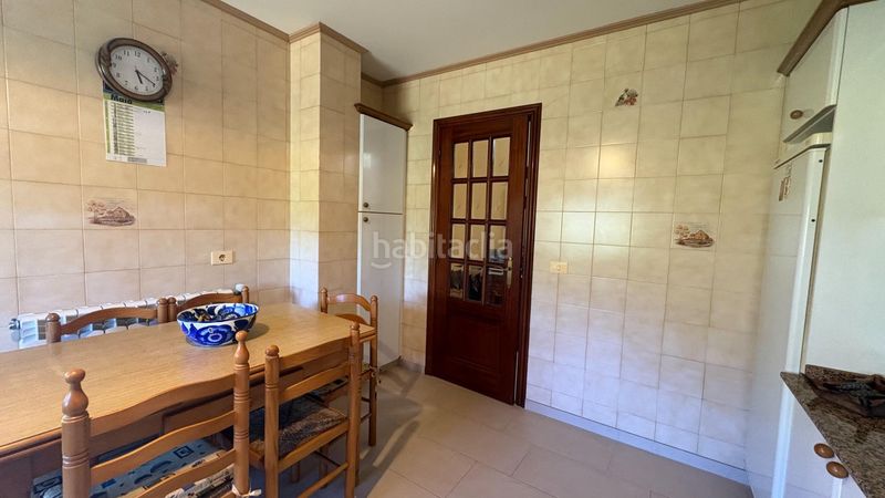 Foto 120e385a-662e-4a0e-902d-37990a9e5f27. Casa amb calefacció aparcament a Mugardos