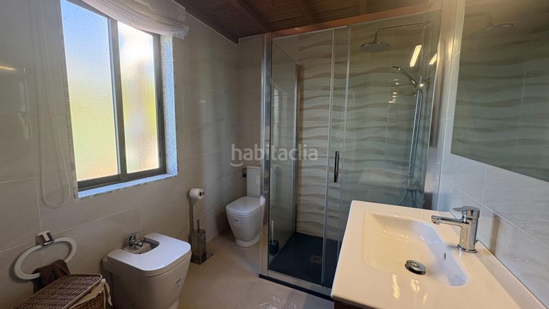 Foto 3d82f1bc-2472-4c7e-8959-9ef3abf53a04. Casa amb calefacció aparcament a Mugardos