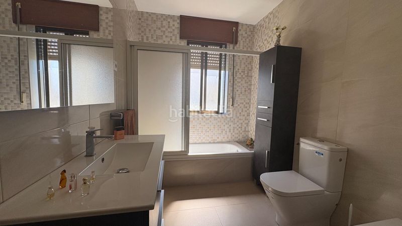 Foto 89a6d8f0-d834-4457-a1c3-c43027a85784. Casa amb calefacció aparcament a Mugardos