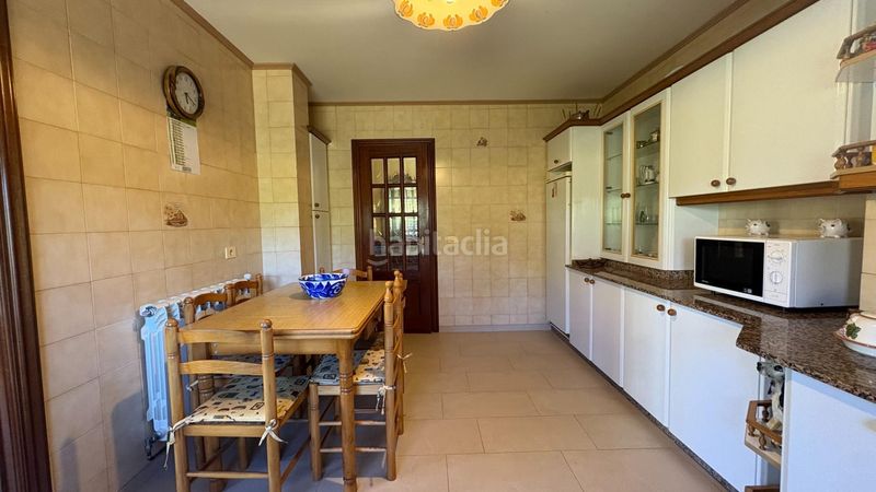 Foto 9f310001-f157-4871-a039-f68929b9478b. Casa amb calefacció aparcament a Mugardos