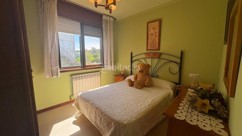 Foto a241ad0e-7b8b-47ee-93e8-2d3a279f4dc1. Casa amb calefacció aparcament a Mugardos