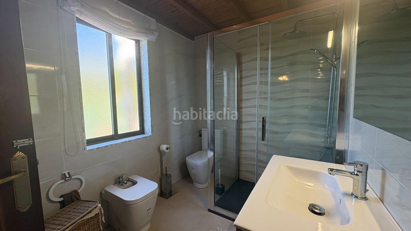 Foto e98daf16-4044-4f0e-a42c-80ce84a1c904. Casa amb calefacció aparcament a Mugardos