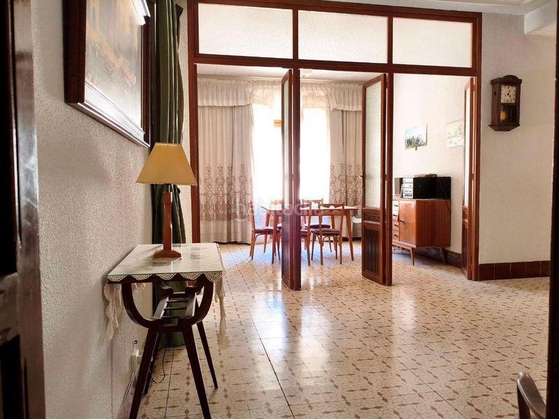 Foto a6ce9bf8-e14b-4a44-b786-b9436a0eea23. Casa amb aparcament a Novelda