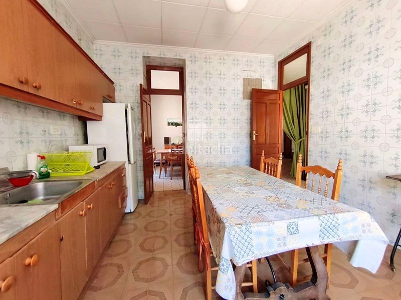 Foto afb5953c-90e8-4139-b47c-8b3a0fc3b70d. Casa amb aparcament a Novelda