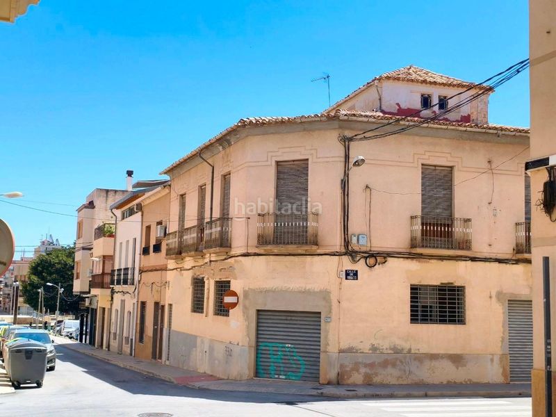 Foto bceef676-af35-4614-9aaa-e024e7fa4c55. Casa amb aparcament a Novelda