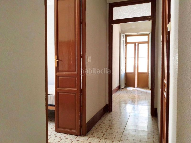 Foto cdc85b3a-dd40-4ee9-970e-1a5f1c550036. Casa amb aparcament a Novelda