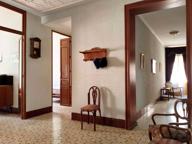 Foto e1ca34ba-aaf2-486f-82b8-c2e53ad15fe1. Casa amb aparcament a Novelda