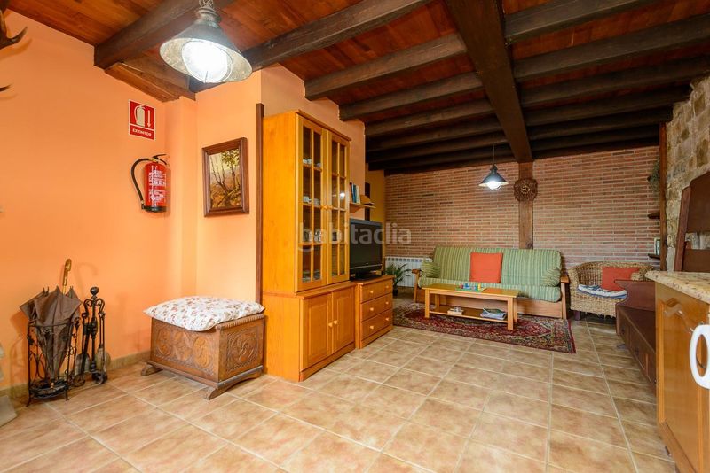 Foto 6a493654-90e6-42c0-bb87-15a968c4c03d. Casa amb calefacció a Caso