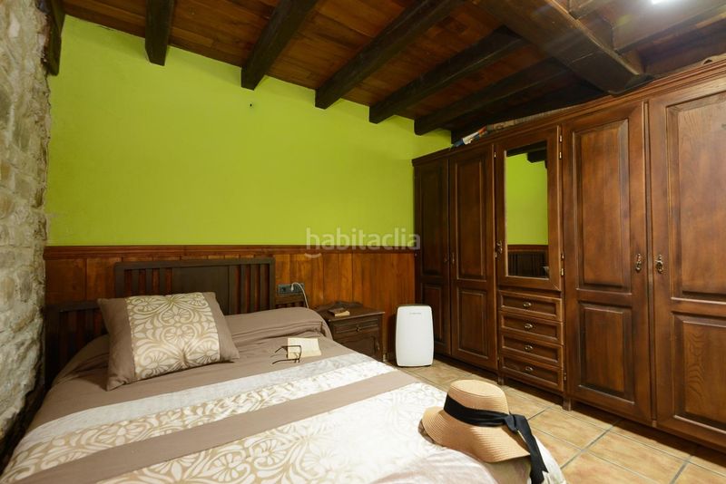 Foto 9ae25b4e-ef18-4a4d-a5b2-69328d683879. Casa amb calefacció a Caso