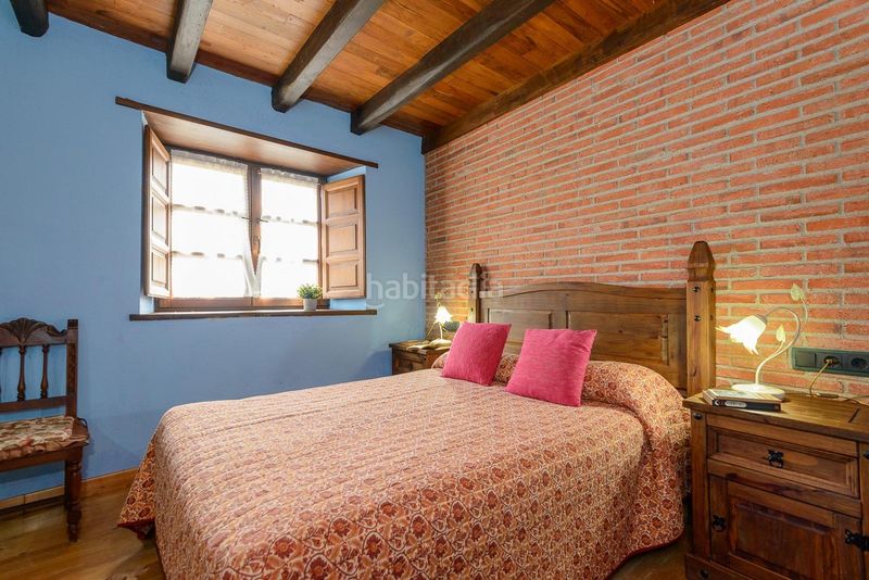 Foto b05b33a8-aaa8-40f7-b27e-10d244930af1. Casa amb calefacció a Caso