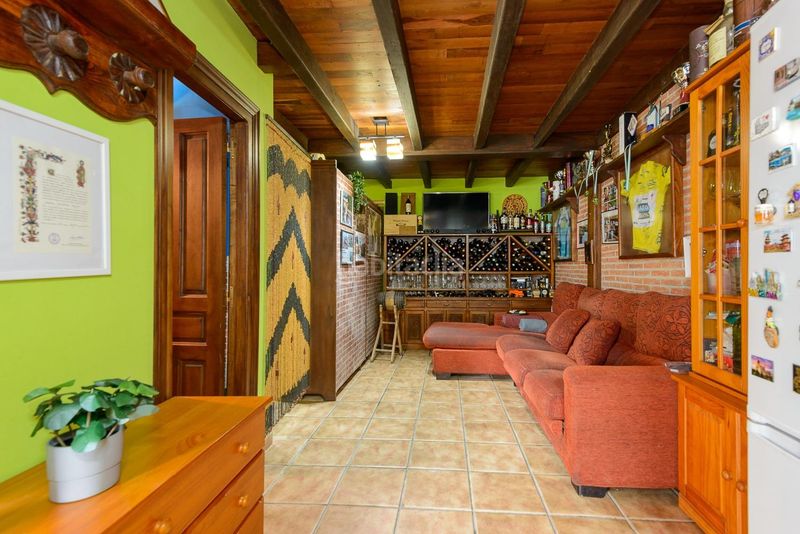 Foto bde205ce-ad0a-446f-8107-6d6da3409b97. Casa amb calefacció a Caso