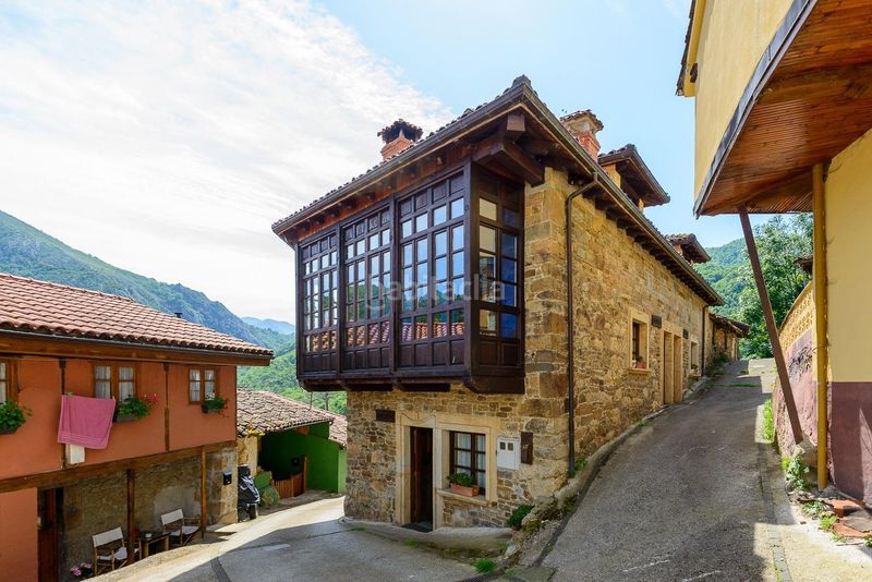 Foto e1ba8511-80a6-4117-ad2a-aa966044d76a. Casa amb calefacció a Caso