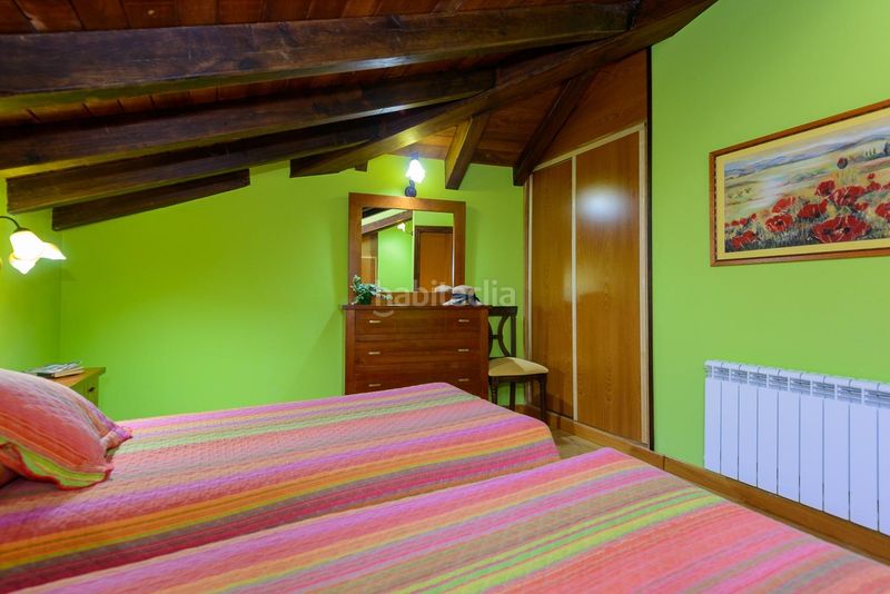 Foto eb82f5d7-1a66-49e6-ae63-ade1464df5dd. Casa amb calefacció a Caso