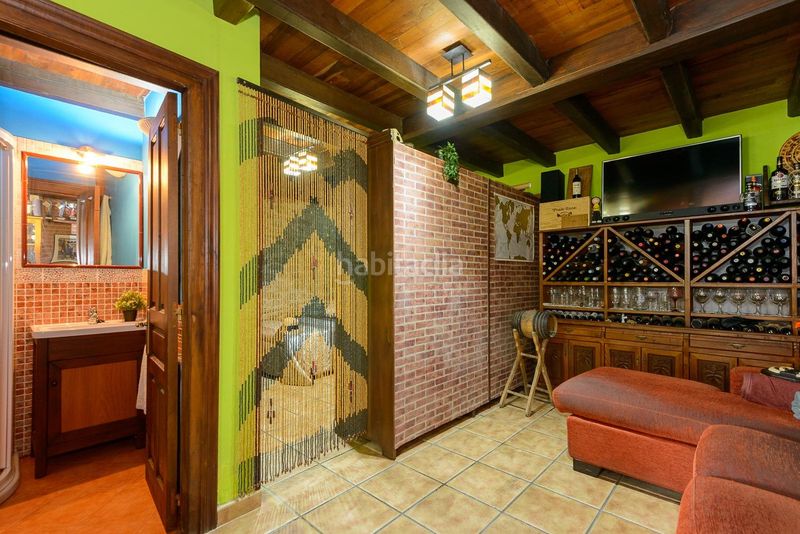 Foto f0e856fe-7eb8-4c3d-93f0-4c94ad18e968. Casa amb calefacció a Caso