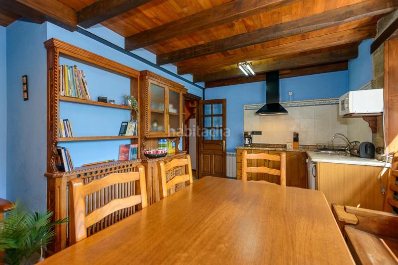 Foto ff7f0ecc-3fb3-4e6b-96e3-de797bd632c2. Casa amb calefacció a Caso