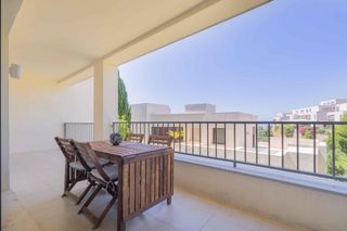 Apartament a Calle el pinar. Piso de 111 m2  terraza de 25 m2 en altos de los monteros marbel