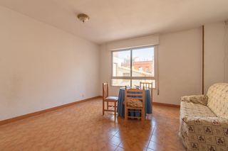 Flat  Loreto. Piso con ascensor y trastero en lalcora
