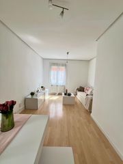 Apartment in Calle LOPEZ DE HOYOS