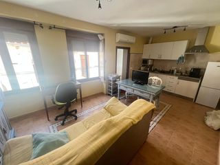 Etagenwohnung in Almadén. Amplio y luminoso piso en almaden por solo 49,900