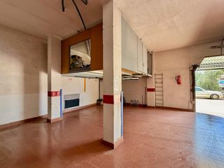 Aparcament cotxe  Calle de alfonso salazar. Dos plazas de garaje con altillo  los urrutias