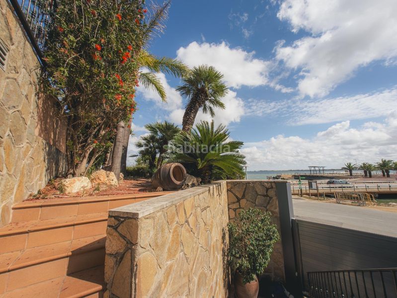 Foto 1df718cc-cc99-496a-8c84-8a11cda94f33. Casa amb aparcament piscina a Ampolla (L´)