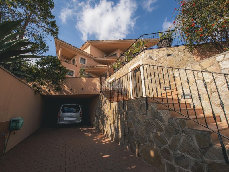 Foto 4c21e7ce-319f-498b-8d0f-b168e4669749. Casa amb aparcament piscina a Ampolla (L´)
