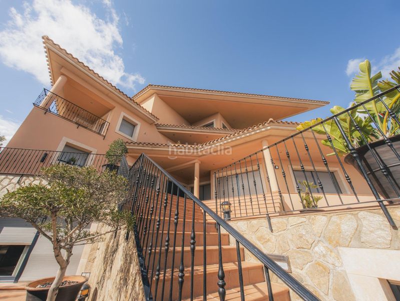 Foto 8dabfaf9-4b9b-40d1-aa4b-f65de334b4a1. Casa amb aparcament piscina a Ampolla (L´)