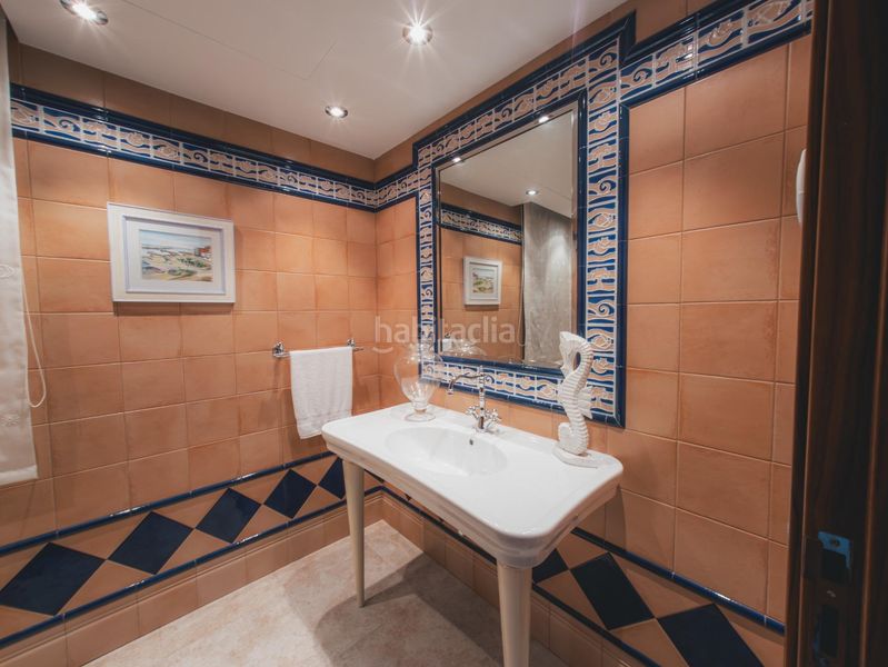 Foto c75d40e7-4b4c-4572-b62b-a23c12ff5651. Casa amb aparcament piscina a Ampolla (L´)
