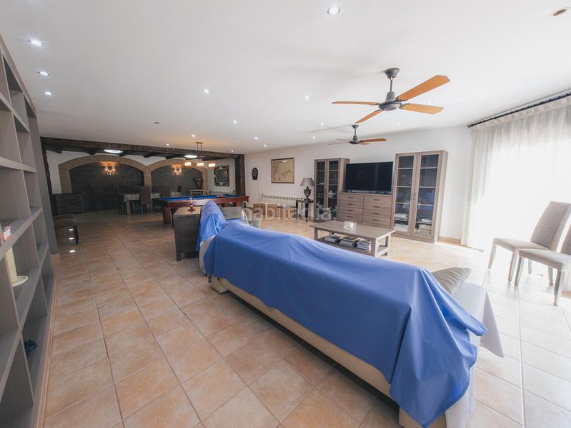 Foto efab62a1-3d07-4d03-b2f4-50337b20431b. Casa amb aparcament piscina a Ampolla (L´)
