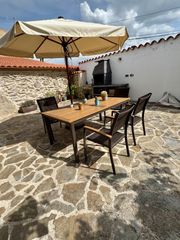 Casa a Carretera 2. Casa con encanto, zona exterior privada con barbacoa en ledesma