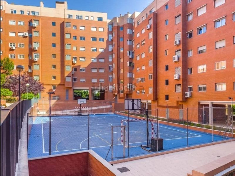 Foto d37a6cb0-9719-4922-92fb-b5fb88511d40. Àtic amb calefacció aparcament a Sanchinarro Madrid