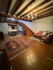 Chalet  Santa maria 27. Casa señorial en el corazón histórico de madrigal de las altas t