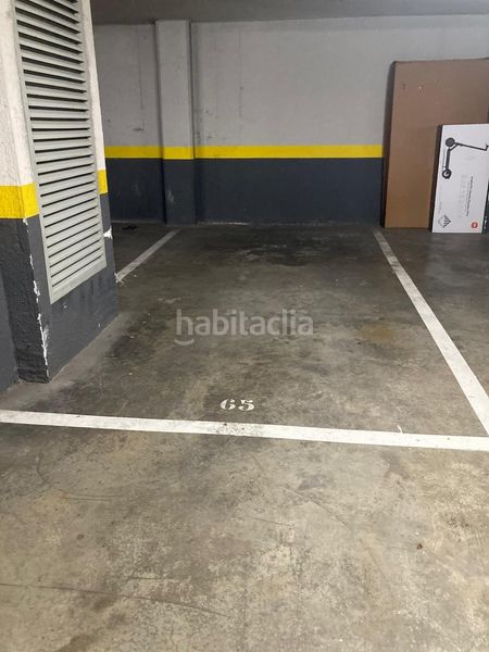 Foto c3b5afe3-37e2-4533-bea1-a71ba22495f7. Aparcament cotxe a La Punta Valencia