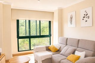 Apartamento  Calle de vázquez de mella. Piso reformado en marq y el castillo, garaje y trastero incluido