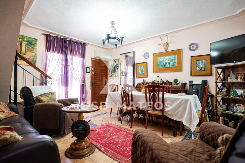 Foto e00bf85e-82e4-4605-a326-44da9fb4eb90. Casa adossada a Playa Morros de Gos Oropesa del Mar