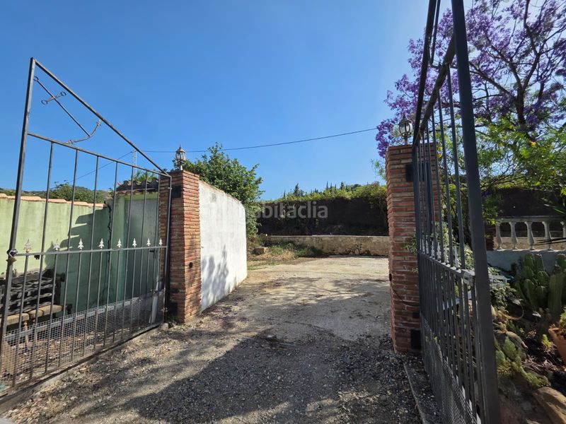 Foto e82b1a5a-8cea-4984-a06d-98d929a29eaa. Masia a Guaro