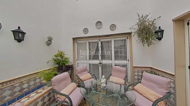 Foto 027bd95d-2e70-4f5a-bbfd-555442c4dc3f. Casa amb calefacció aparcament piscina a Sta. Marina - San Andrés - San Pablo - San Lorenzo Córdoba